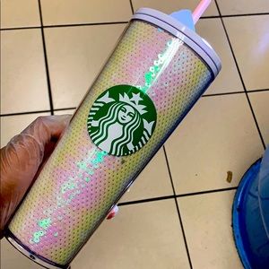STARBUCKS HOLIDAY CUP!! *Pink sequined cup*